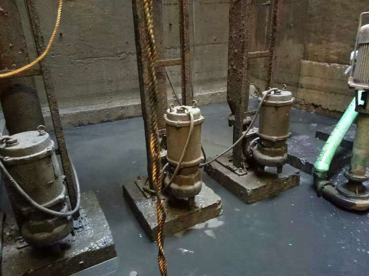 石狮污水池清理